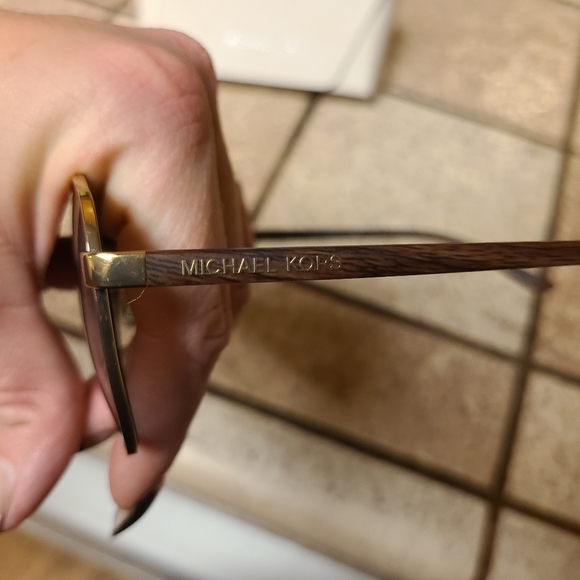 Michael Kors Aviators - Picture 2 of 5